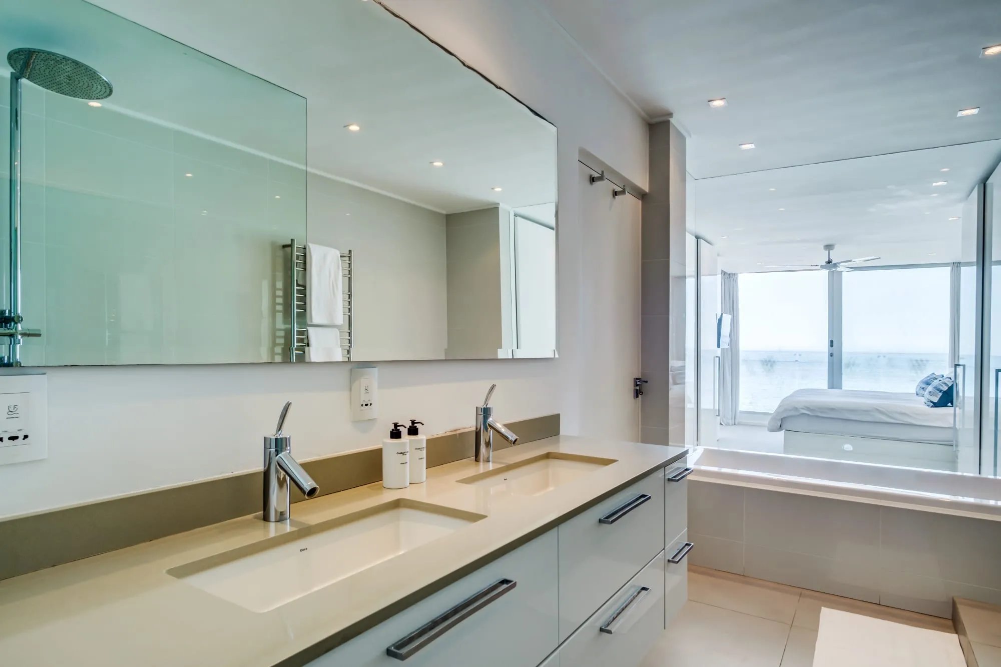 property_[object Object]_28