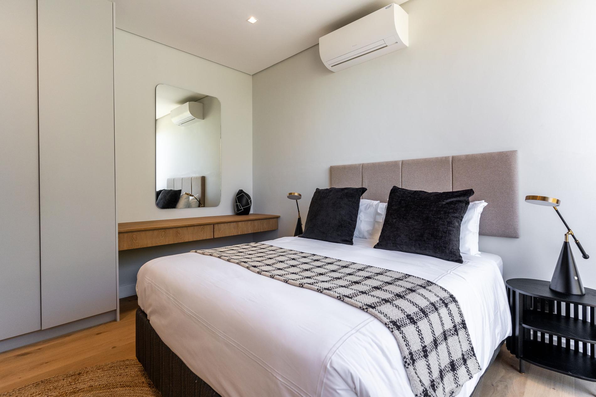 property_[object Object]_1