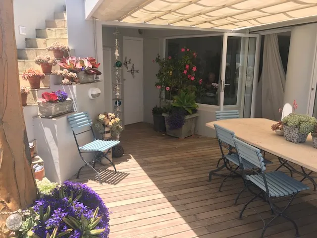 property_[object Object]_11