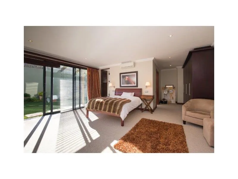 property_[object Object]_10