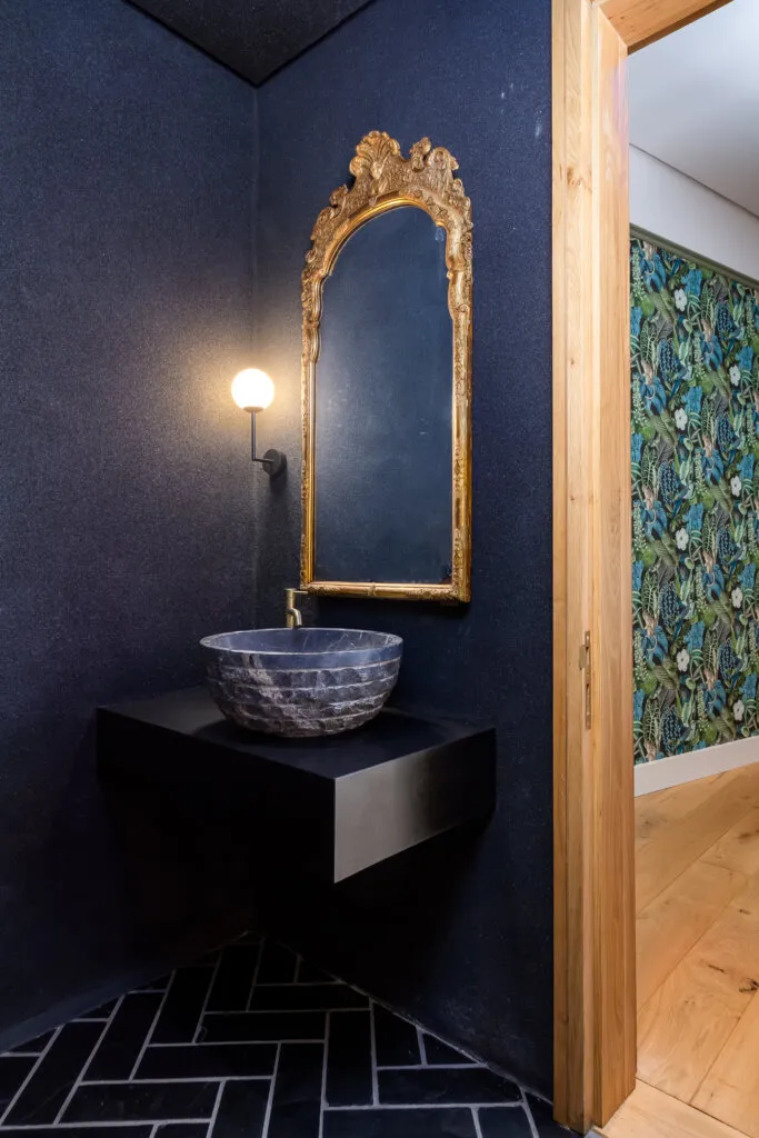 property_[object Object]_4