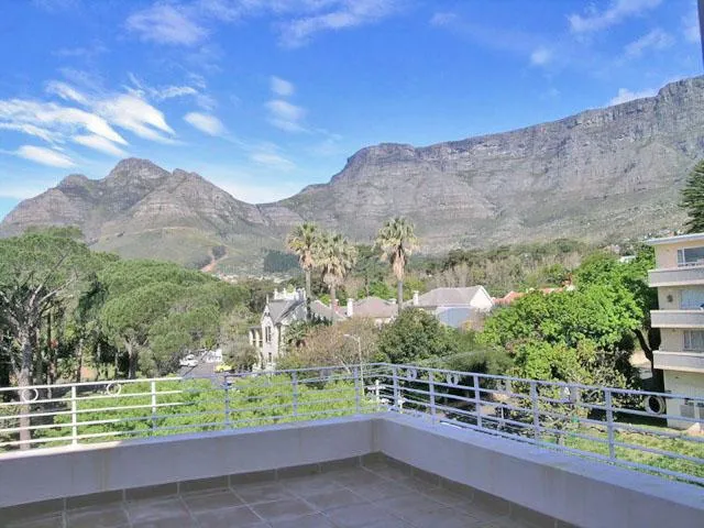 Hof Penthouse, Gardens