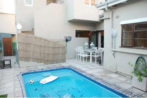 Avenue Francaise, Sea Point