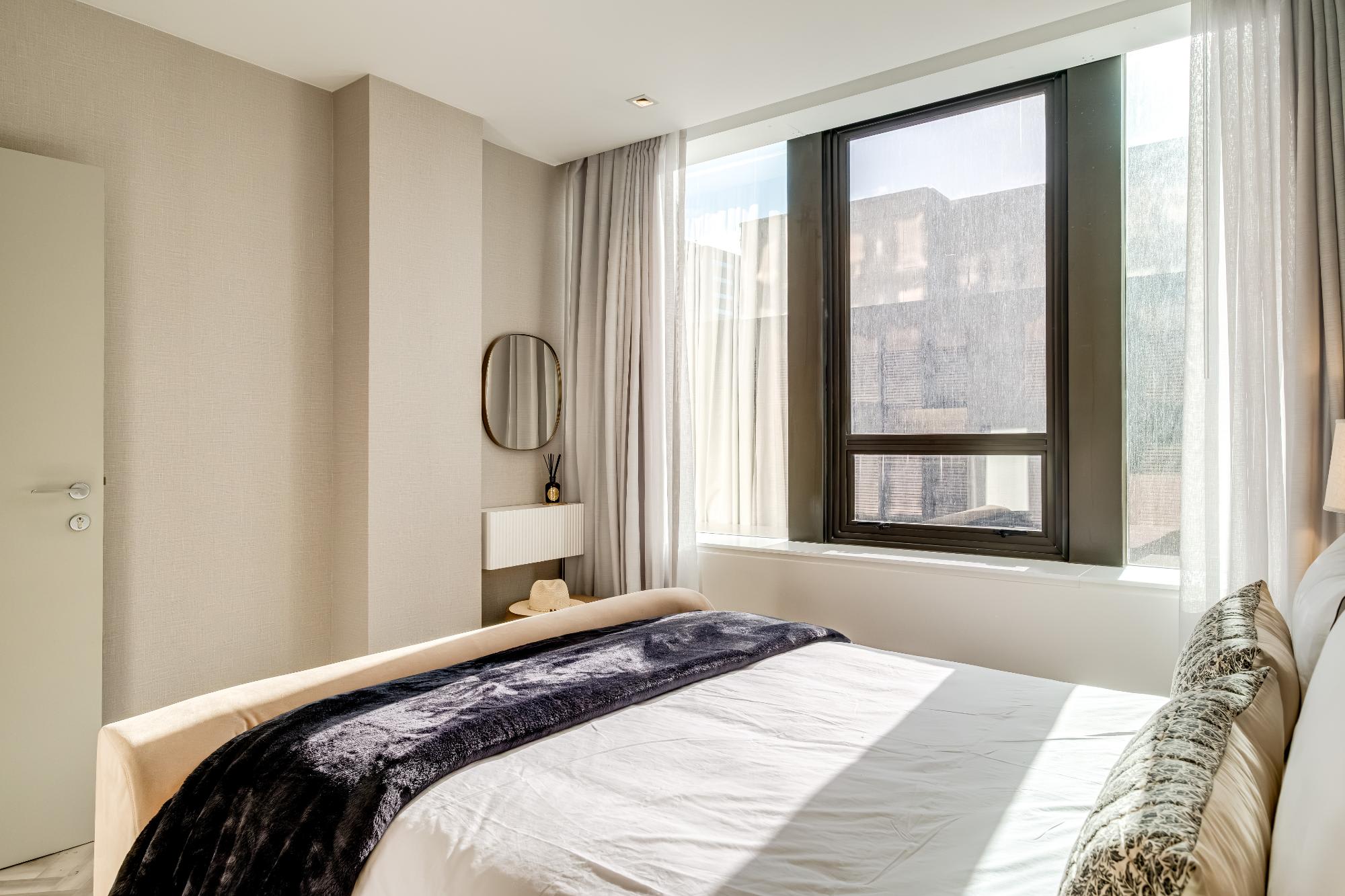 property_[object Object]_16