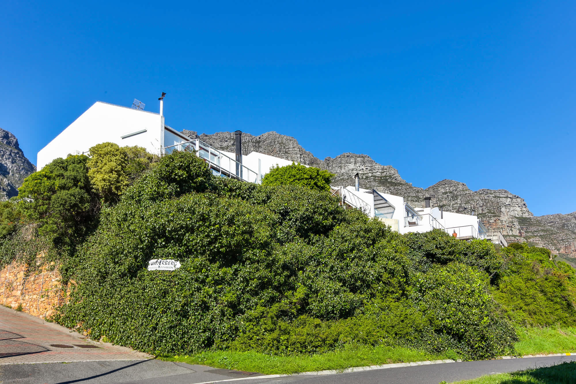 property_[object Object]_24