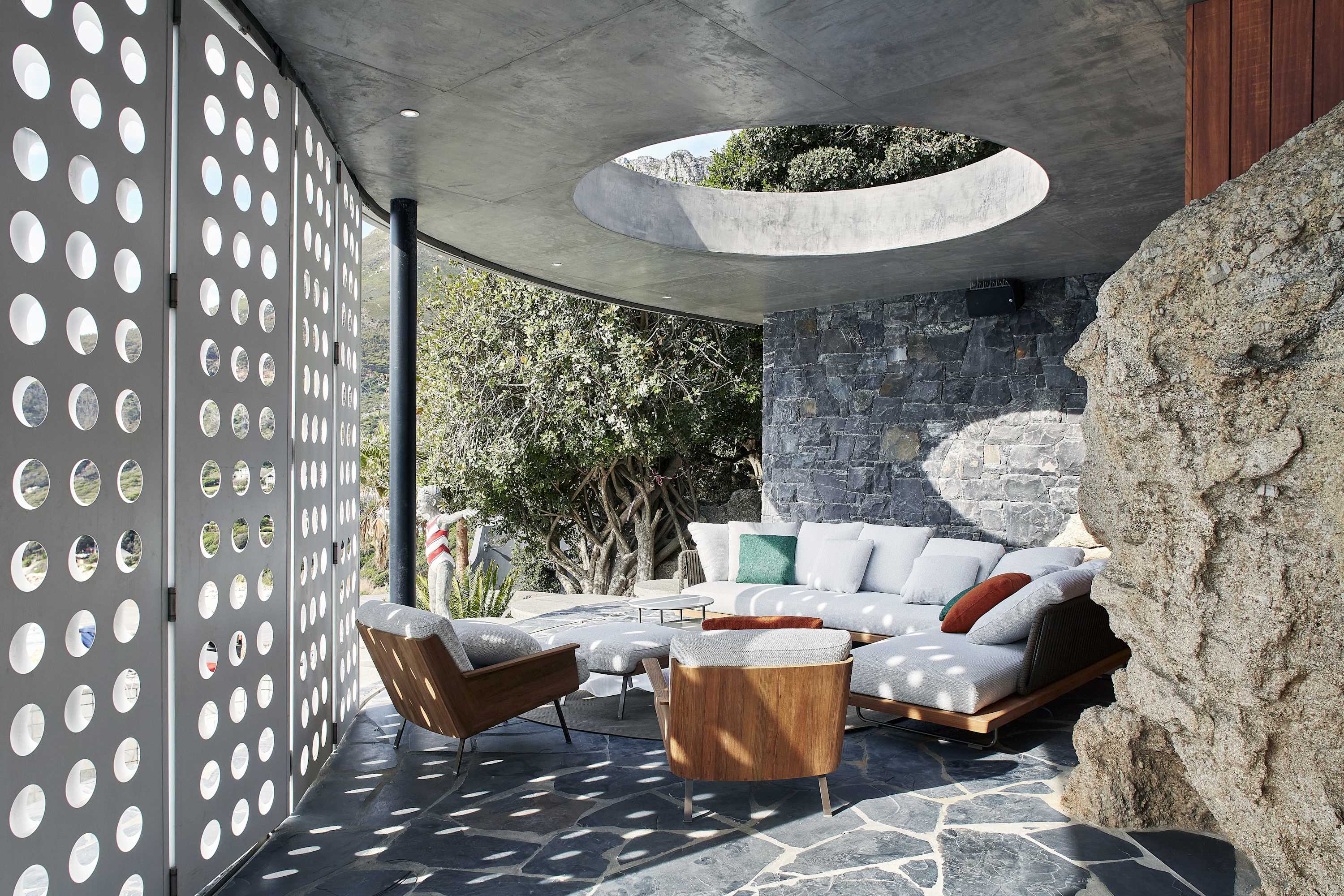 property_[object Object]_9