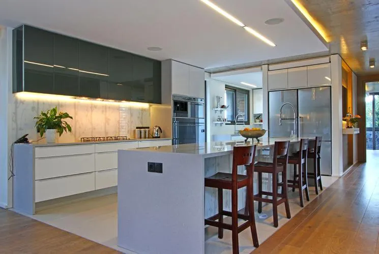 property_[object Object]_9