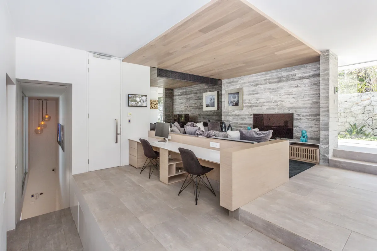 property_[object Object]_16