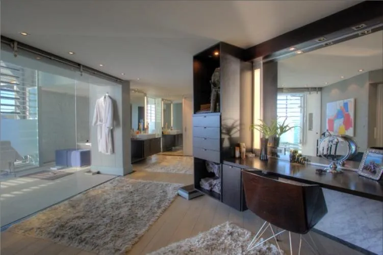 property_[object Object]_10