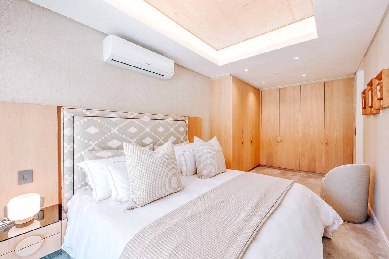 property_[object Object]_18