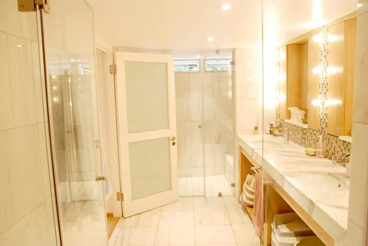 property_[object Object]_10