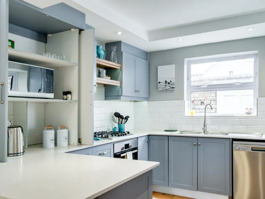 property_[object Object]_12