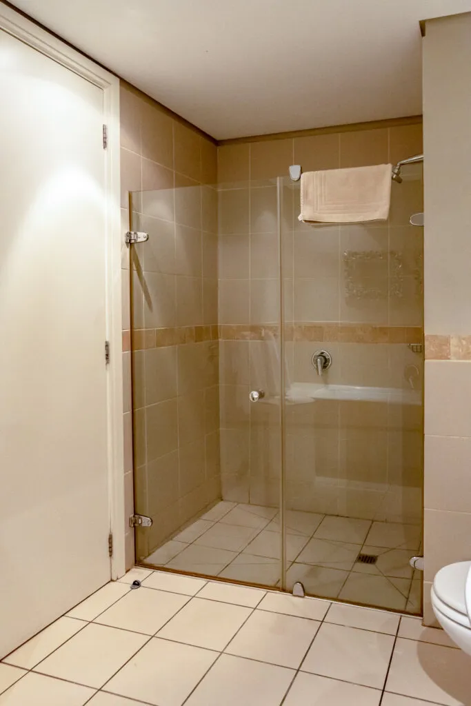 property_[object Object]_32