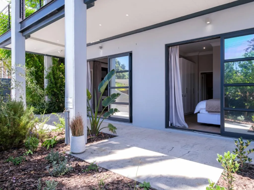 property_[object Object]_15