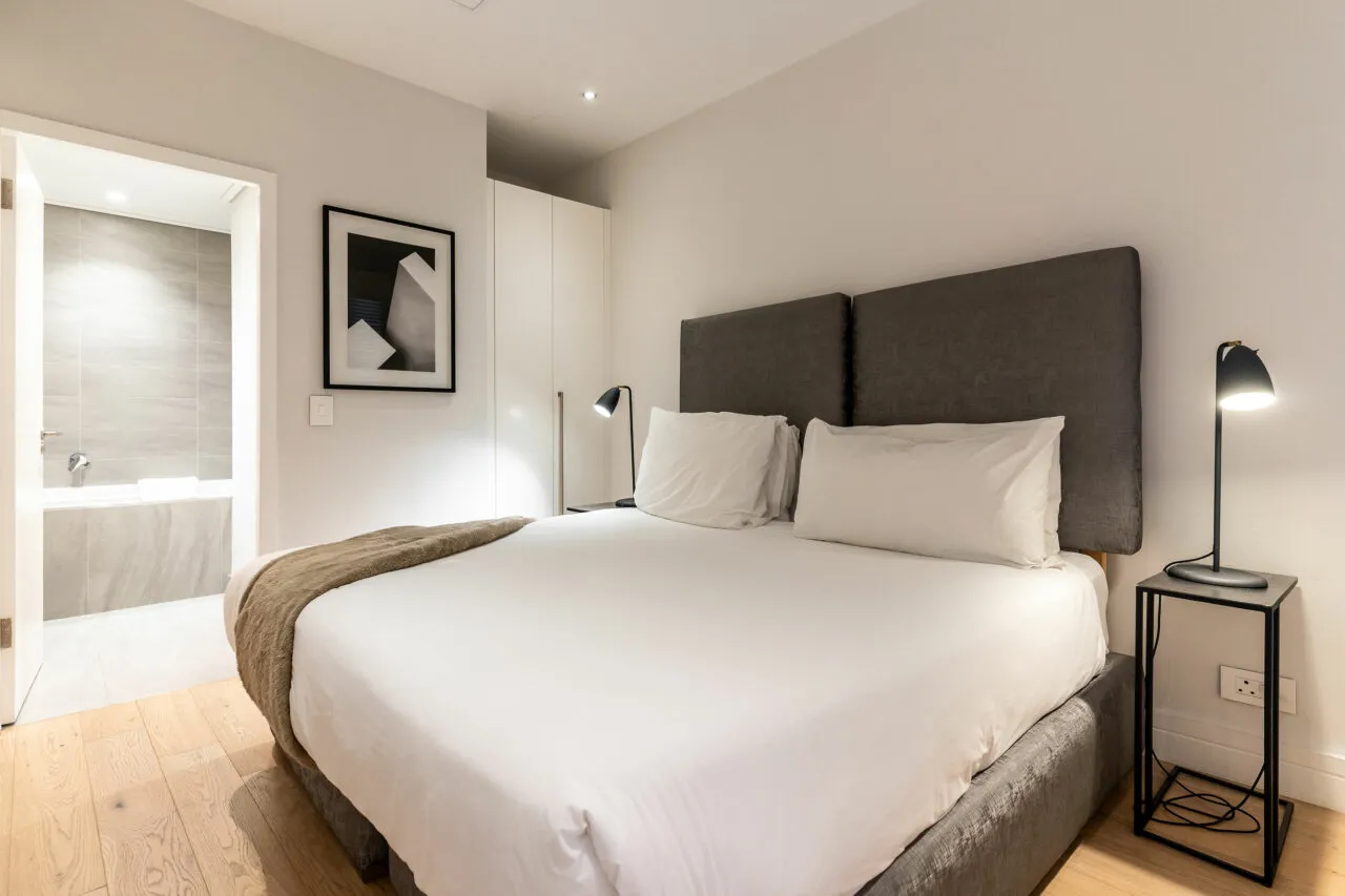 property_[object Object]_4