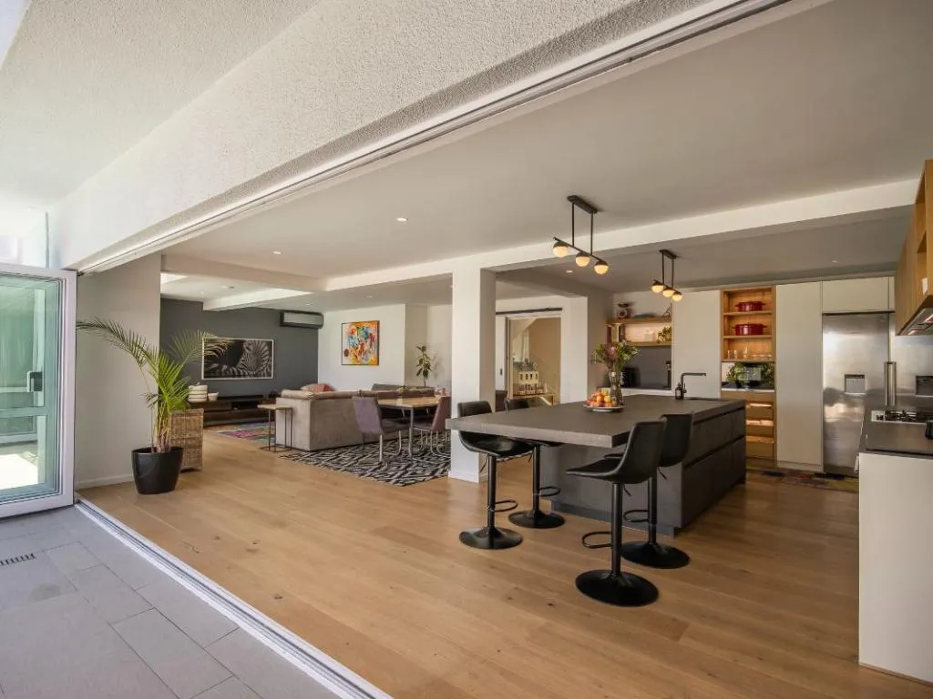 property_[object Object]_26