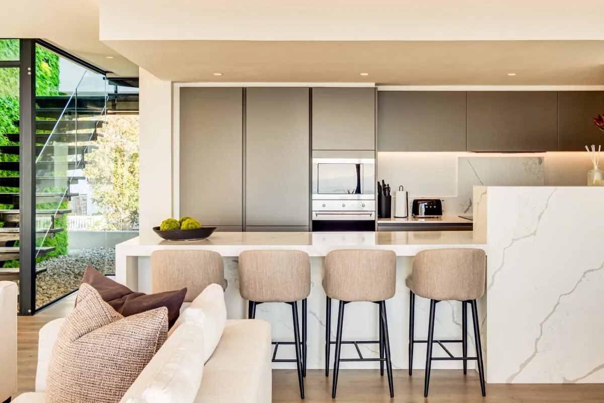 property_[object Object]_35