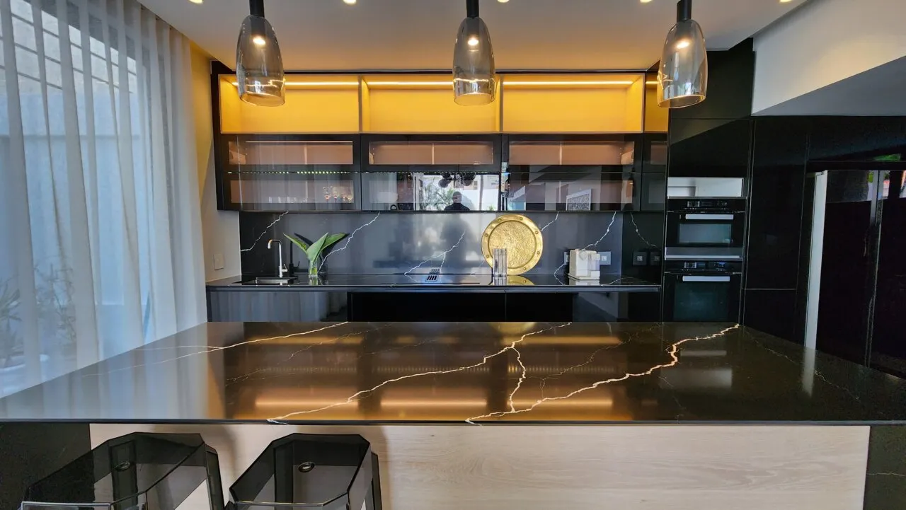 property_[object Object]_25