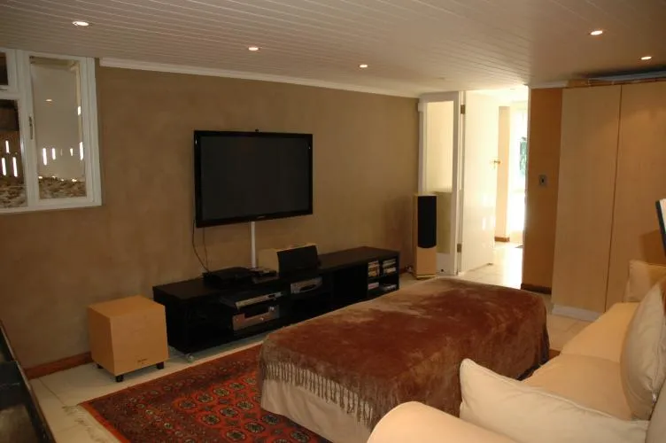 property_[object Object]_9