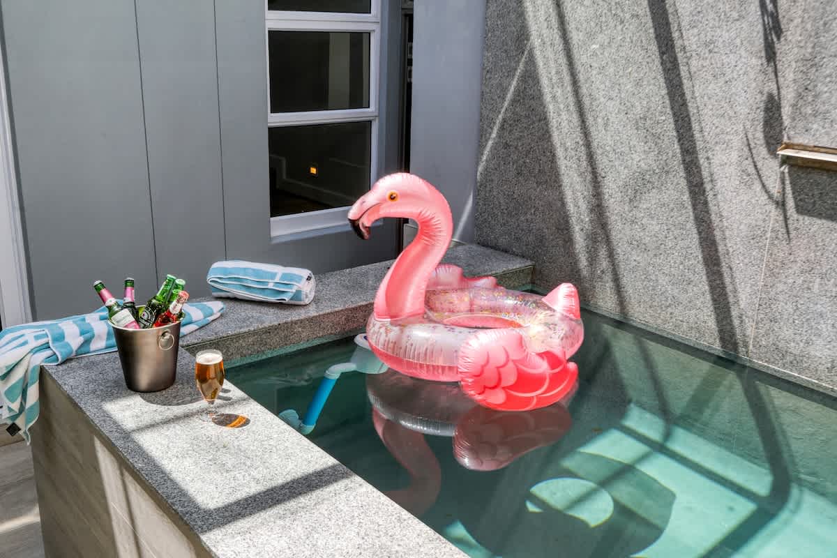 property_[object Object]_6