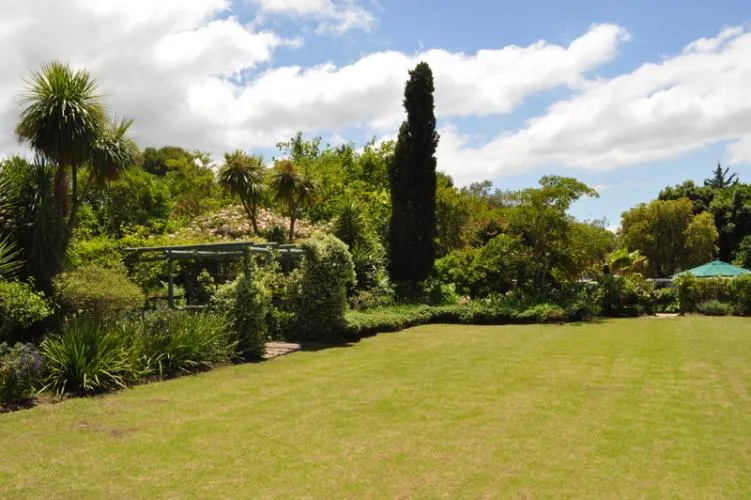 property_[object Object]_13