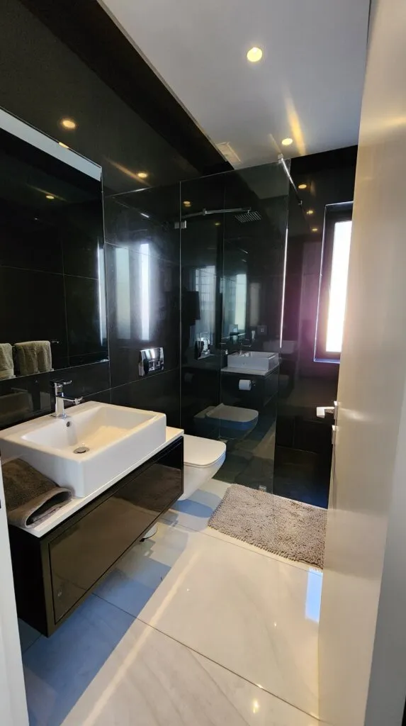 property_[object Object]_8