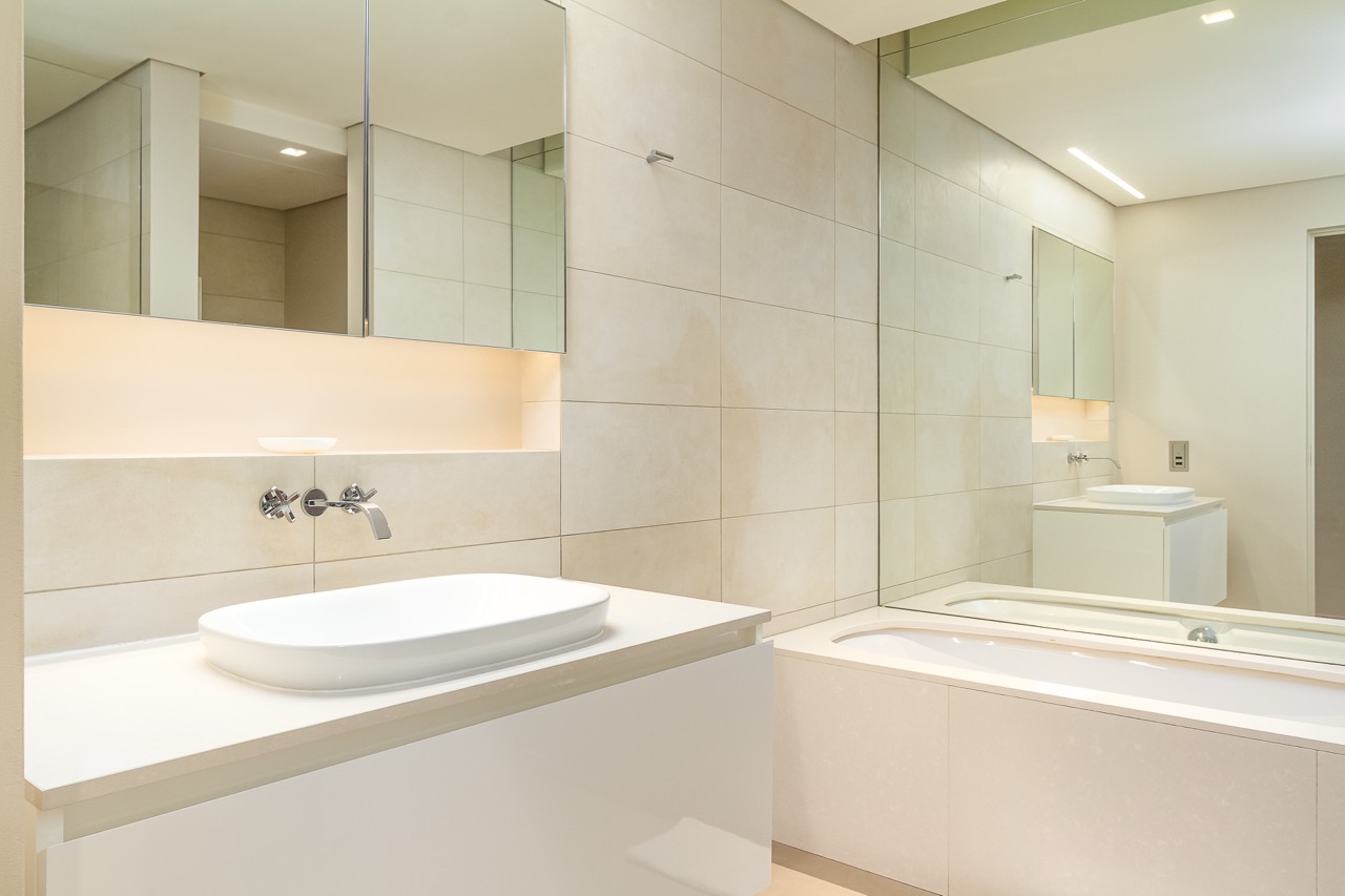 property_[object Object]_4