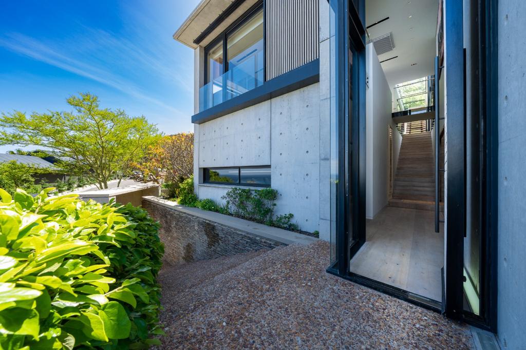 property_[object Object]_4