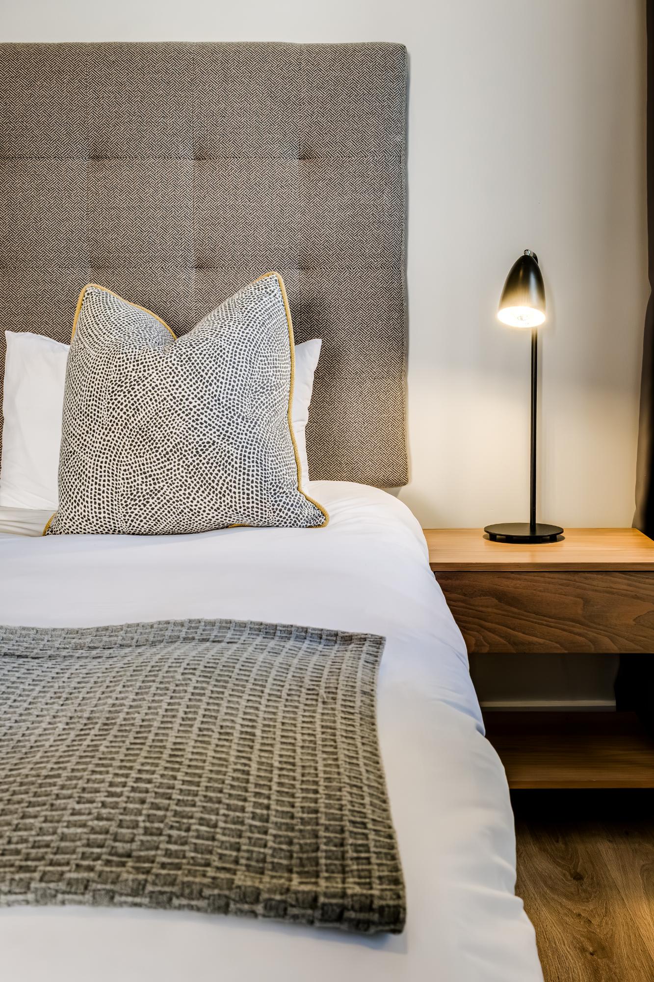 property_[object Object]_10