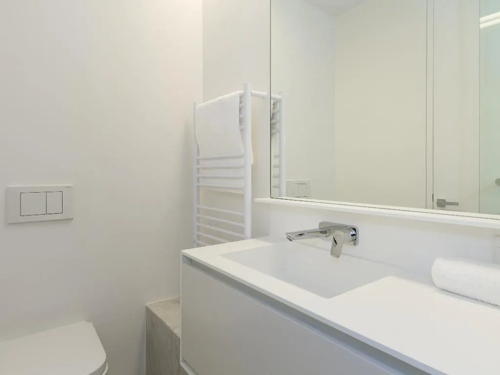 property_[object Object]_4