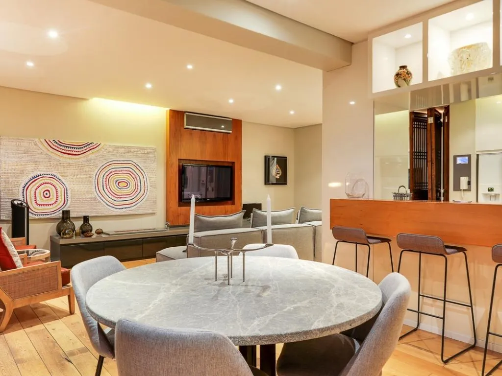 property_[object Object]_19