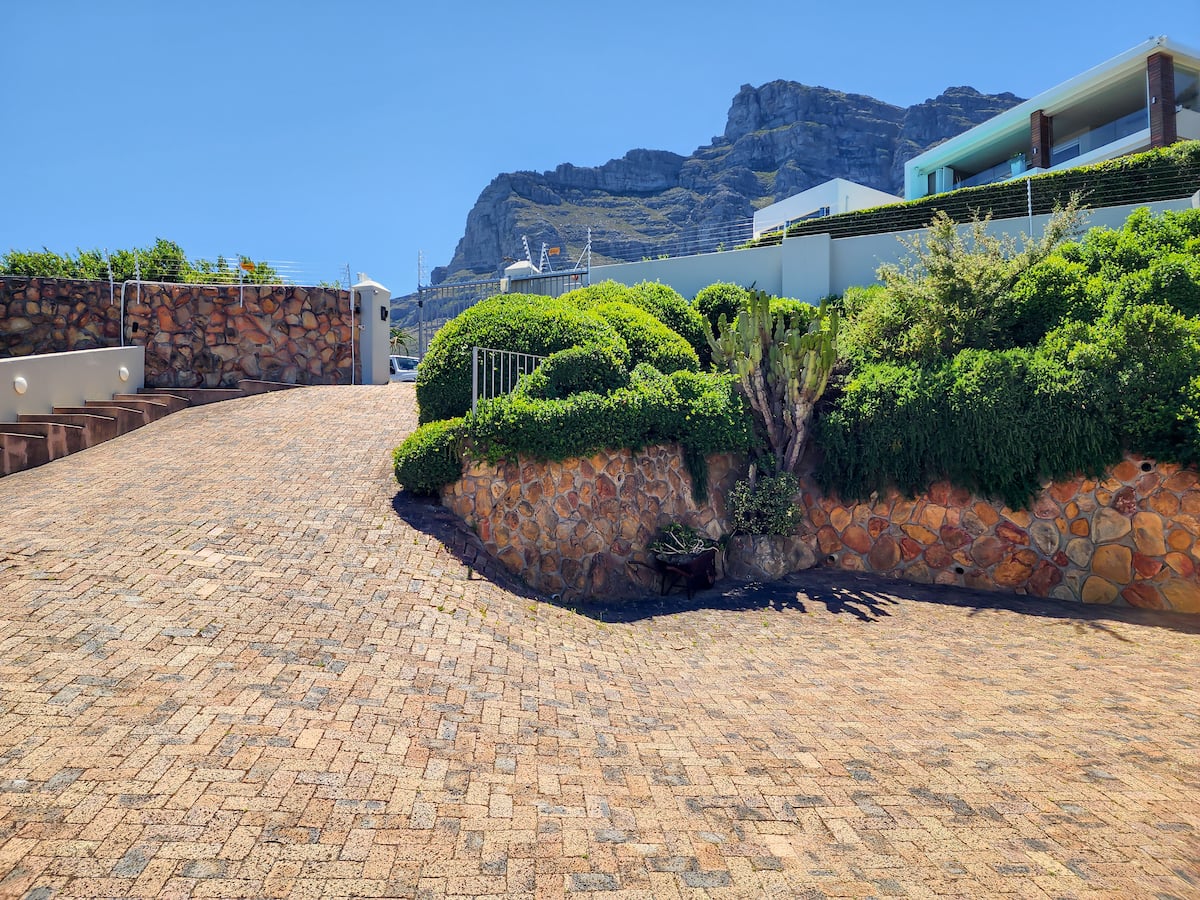 property_[object Object]_24