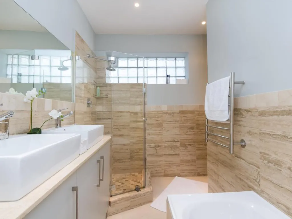 property_[object Object]_16