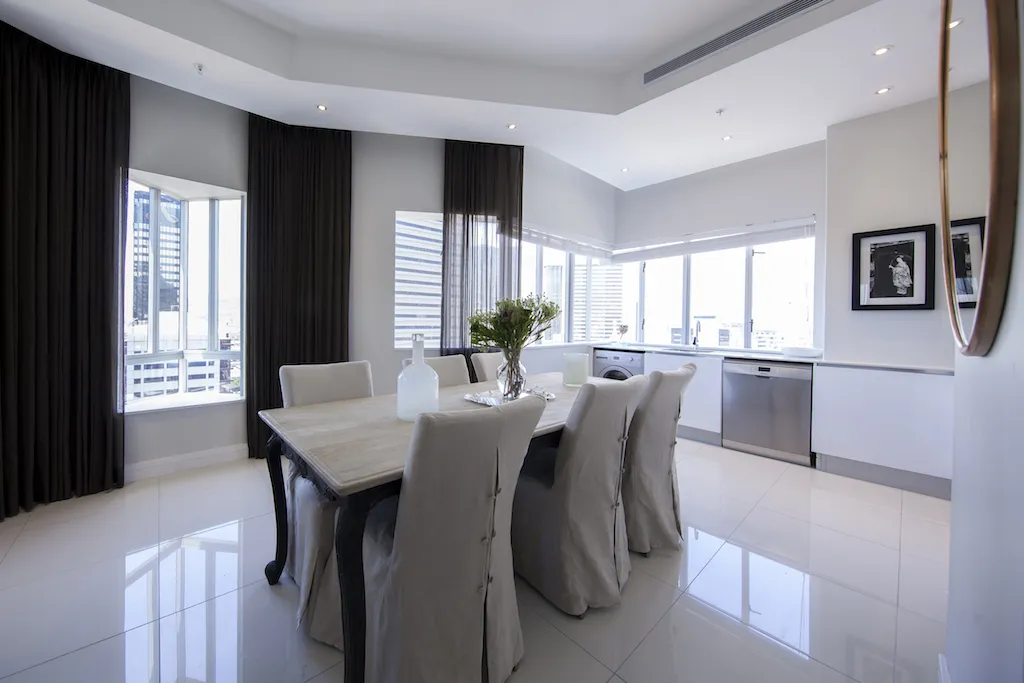 property_[object Object]_4