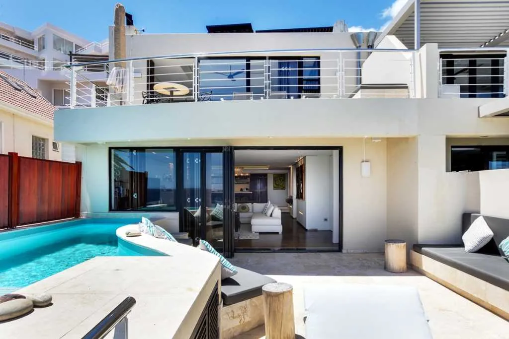 Bali Bay, Camps Bay