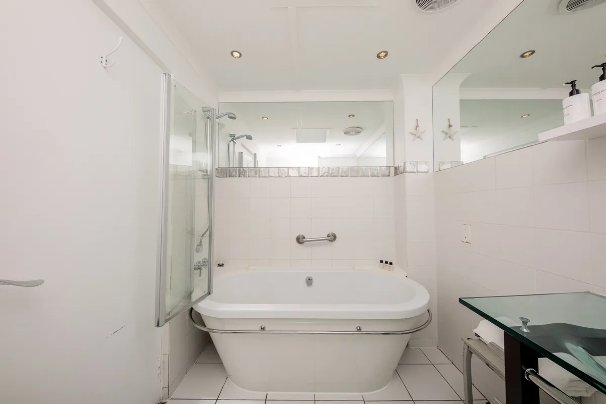 property_[object Object]_8