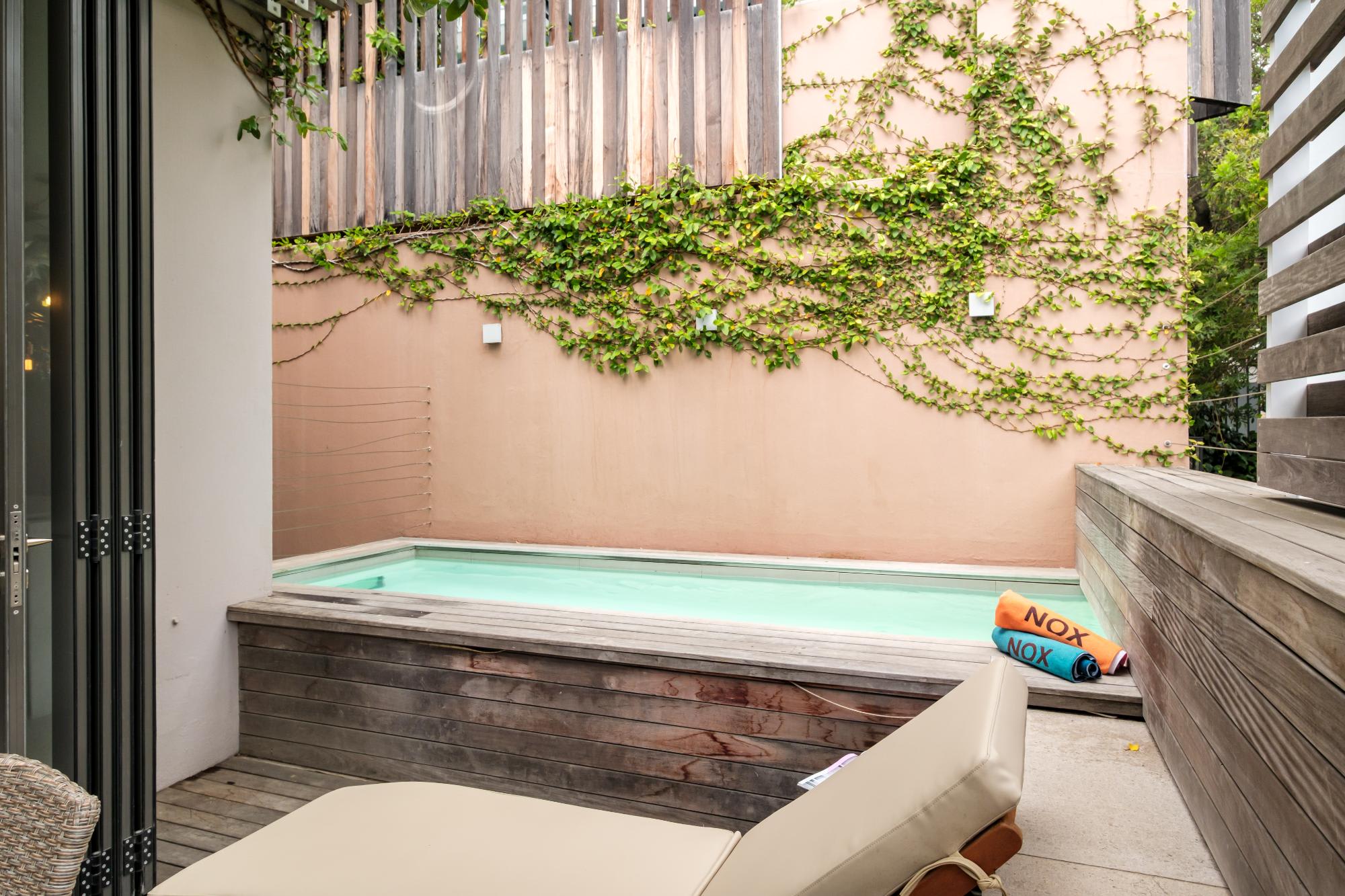 property_[object Object]_13