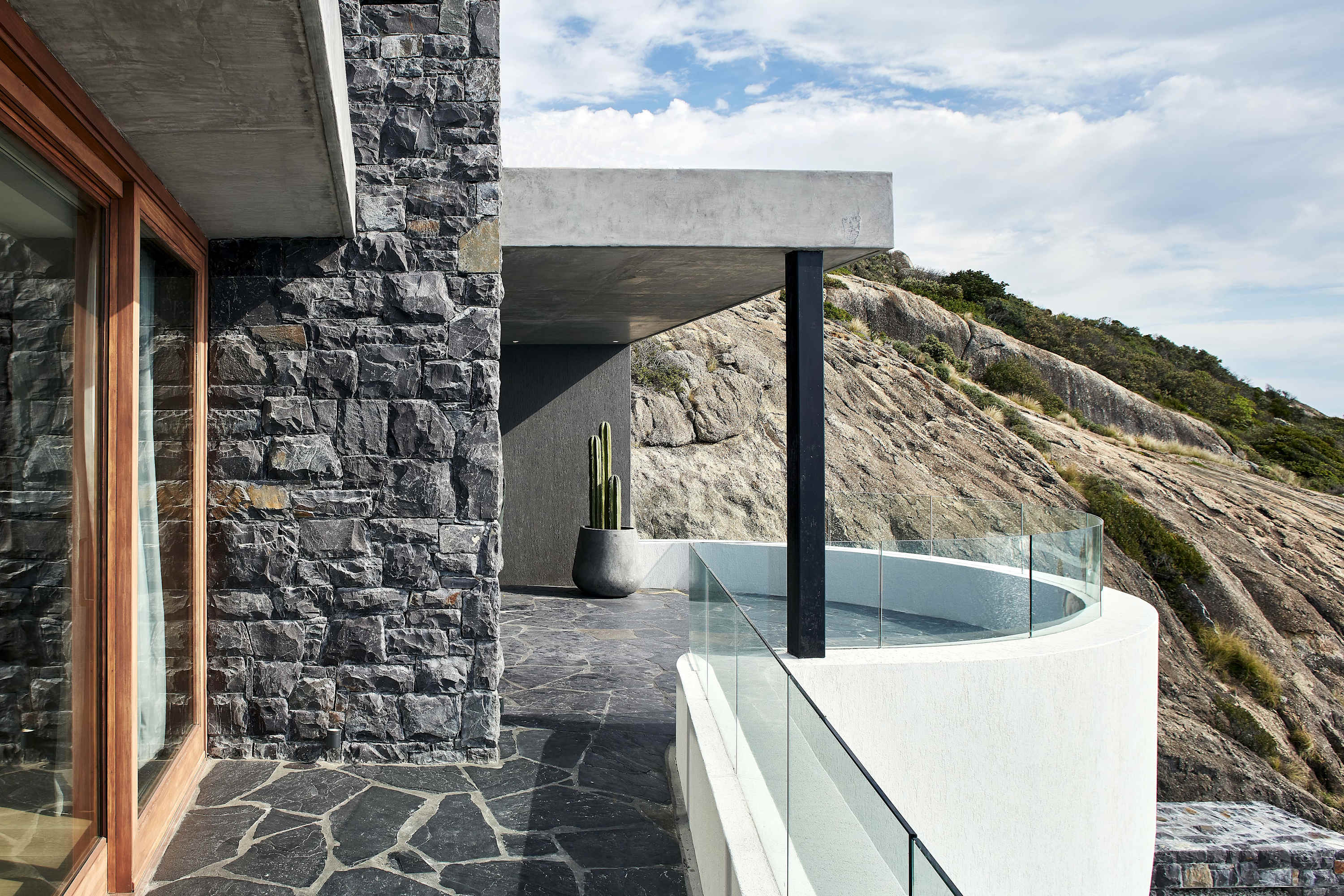 property_[object Object]_7