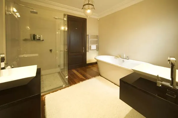 property_[object Object]_4