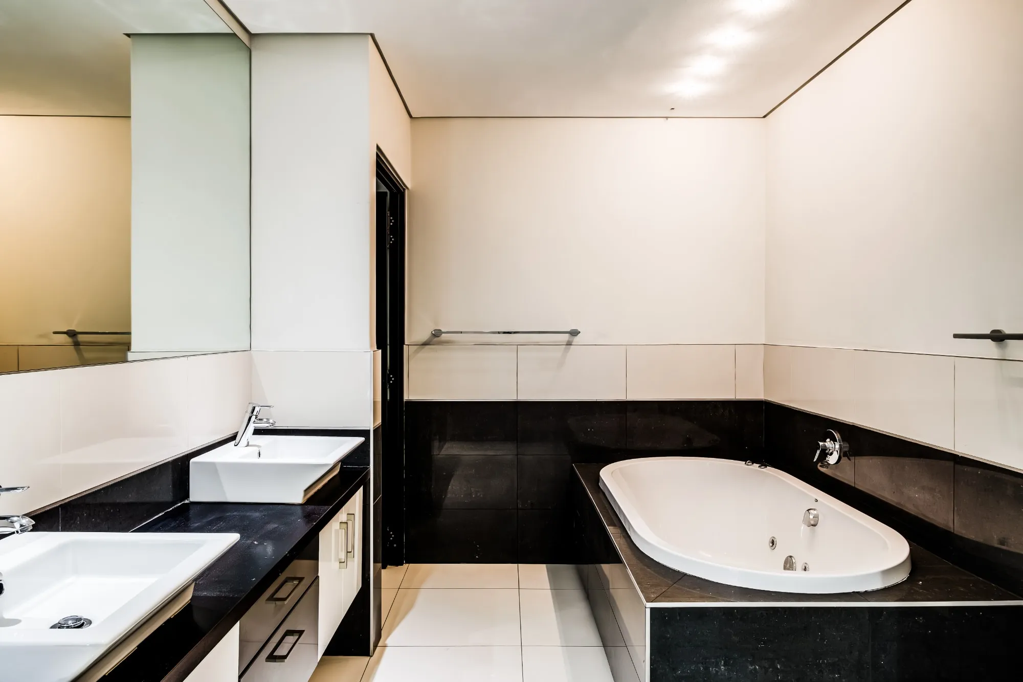 property_[object Object]_15