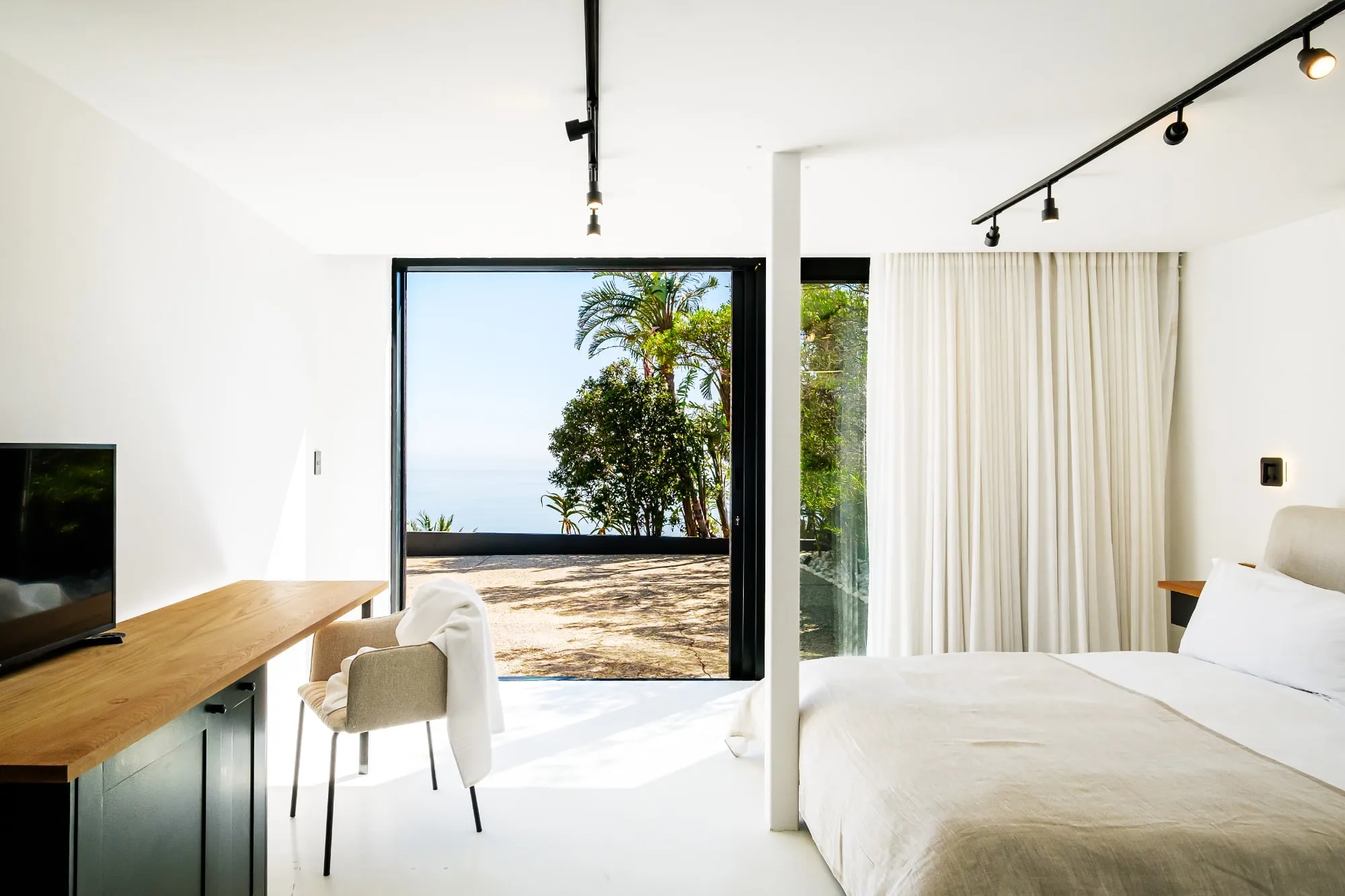 property_[object Object]_17