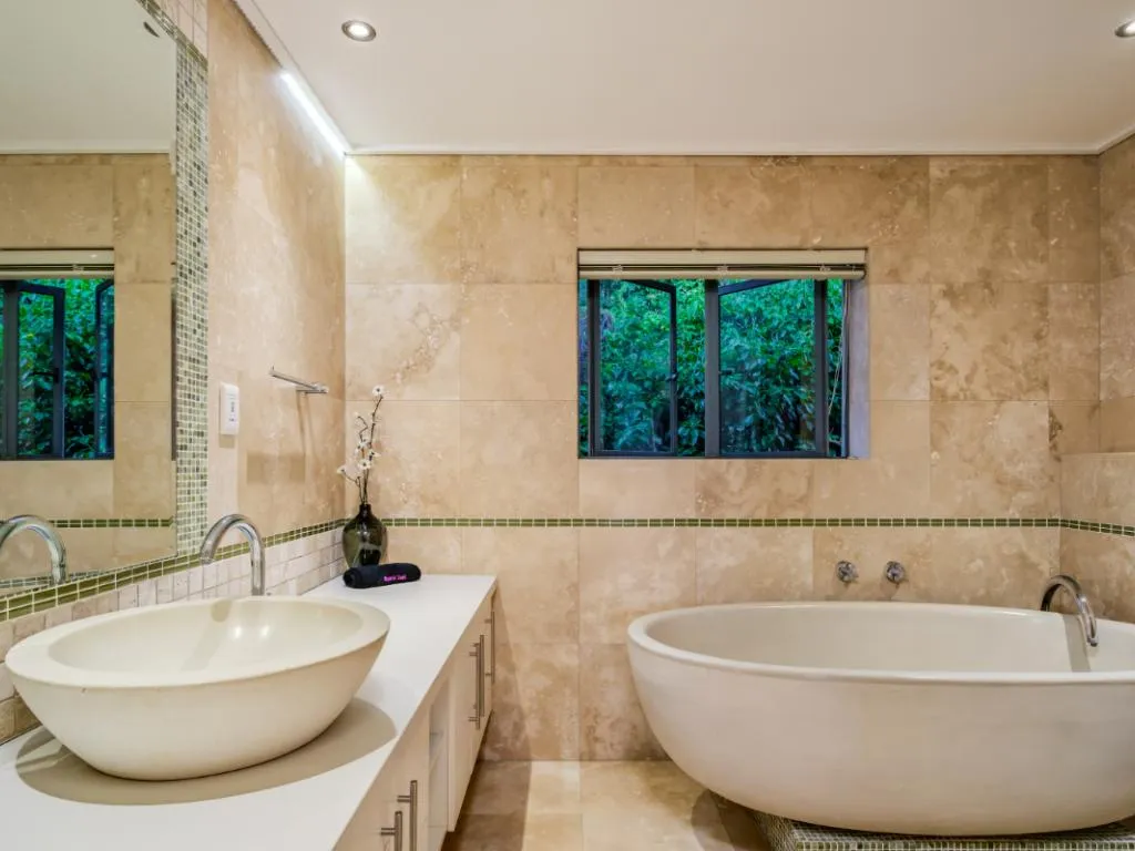 property_[object Object]_37