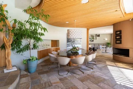 property_[object Object]_7