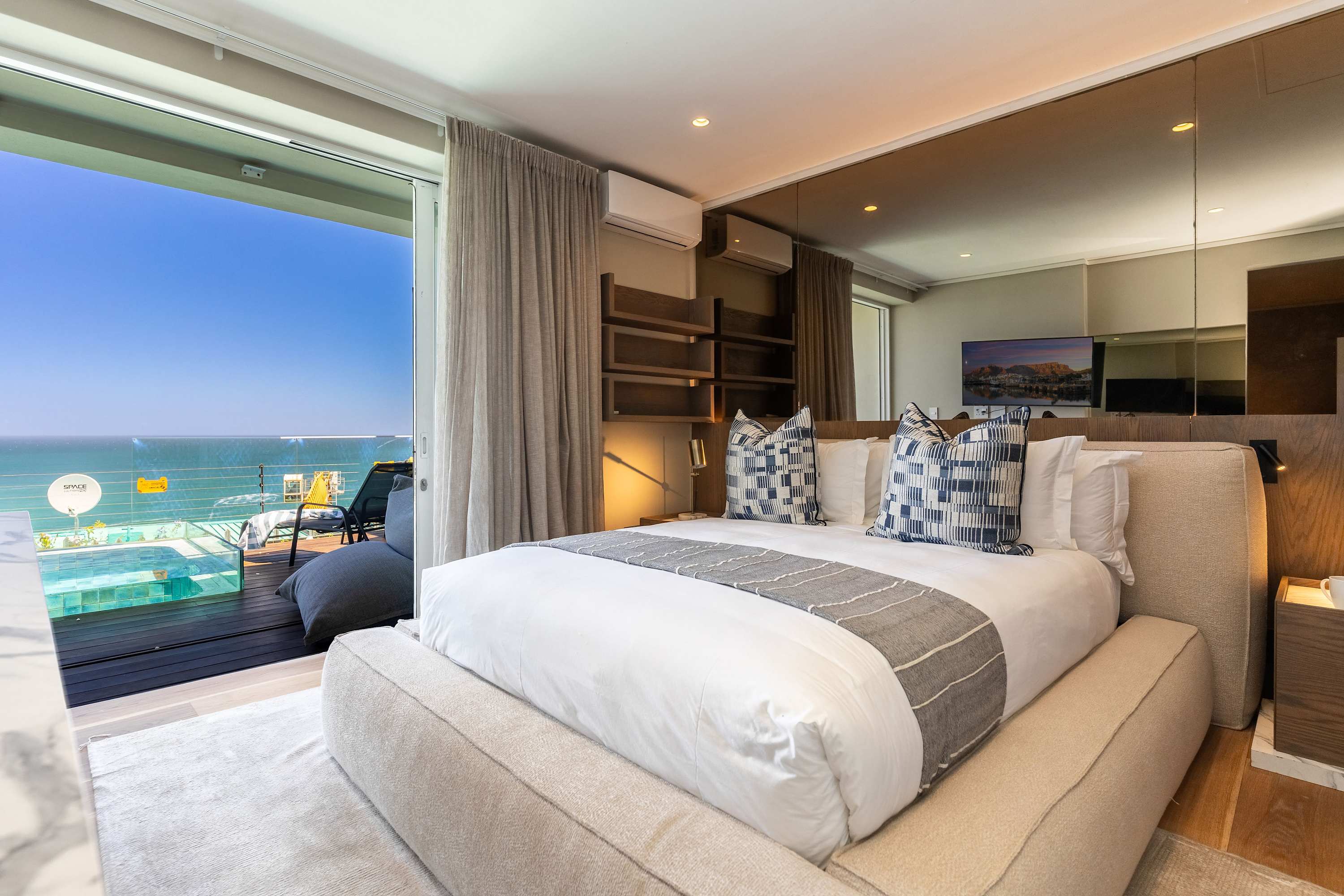 property_[object Object]_44