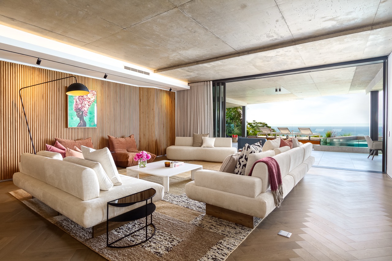 property_[object Object]_16