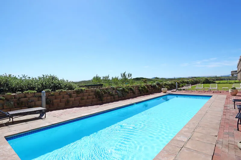 Girlipico, Milnerton