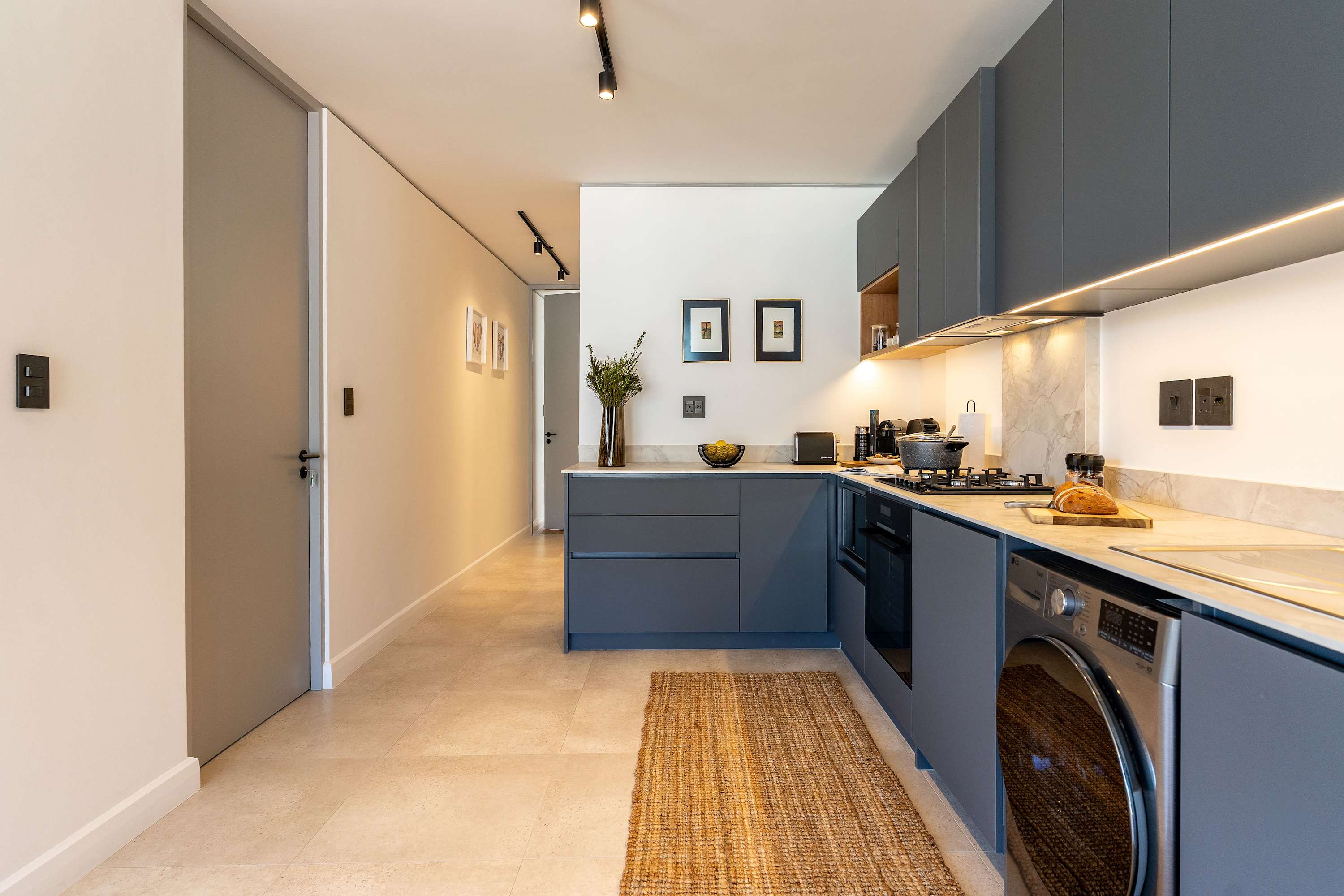 property_[object Object]_9