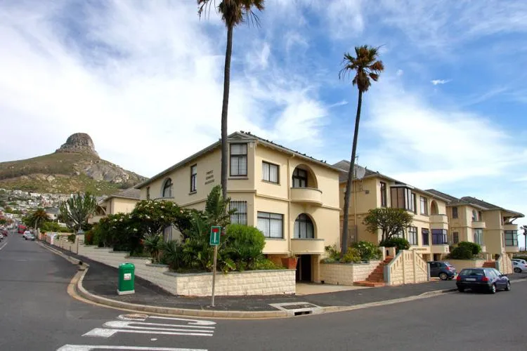 Seaside Garden Apartment, Sea Point