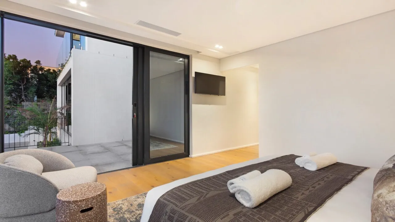 property_[object Object]_15