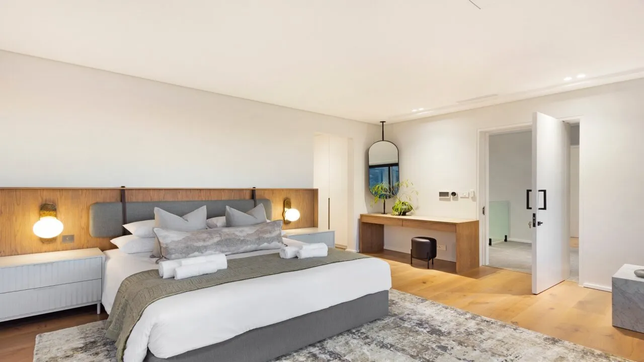 property_[object Object]_10